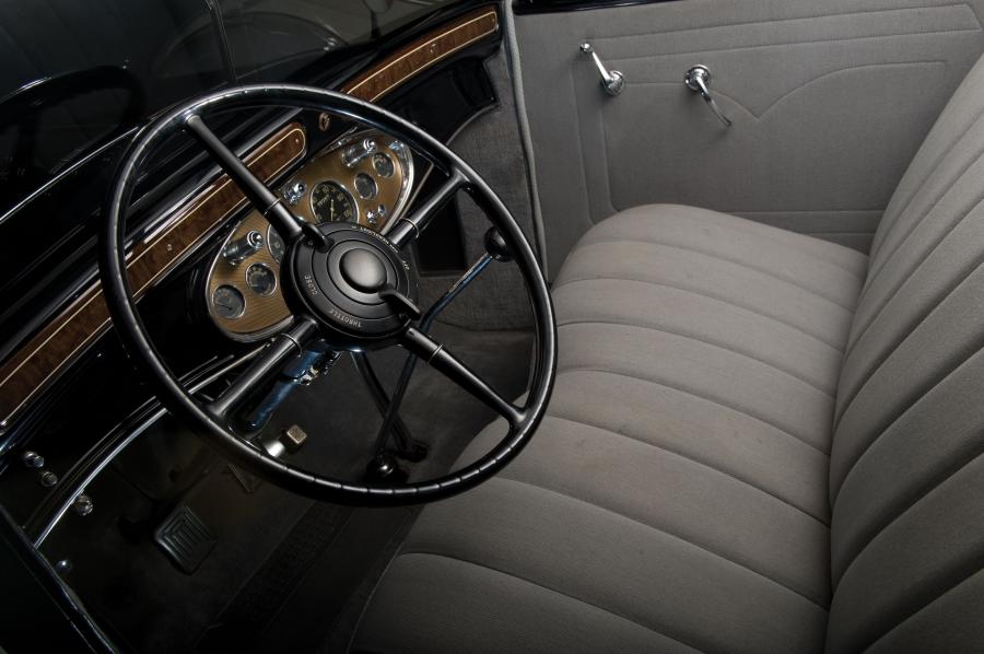  Cadillac Series 355A V8 Town Sedan 1931 года  (фото 8 из 9)